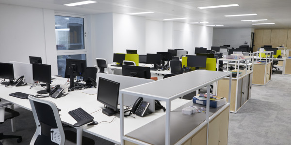 Proyectos de ICT Oficinas / Locales Comerciales Aldover · Provisión de internet banda ancha y fibra óptica